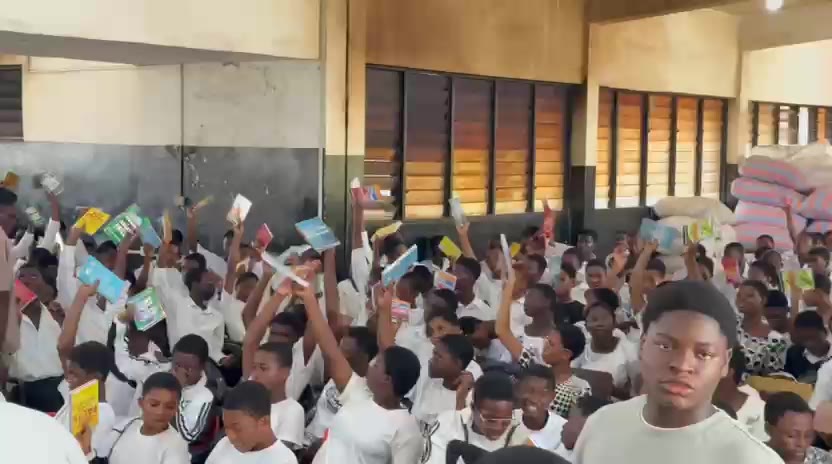 Cheering at a school mission — Living Waters Incorporated (video)