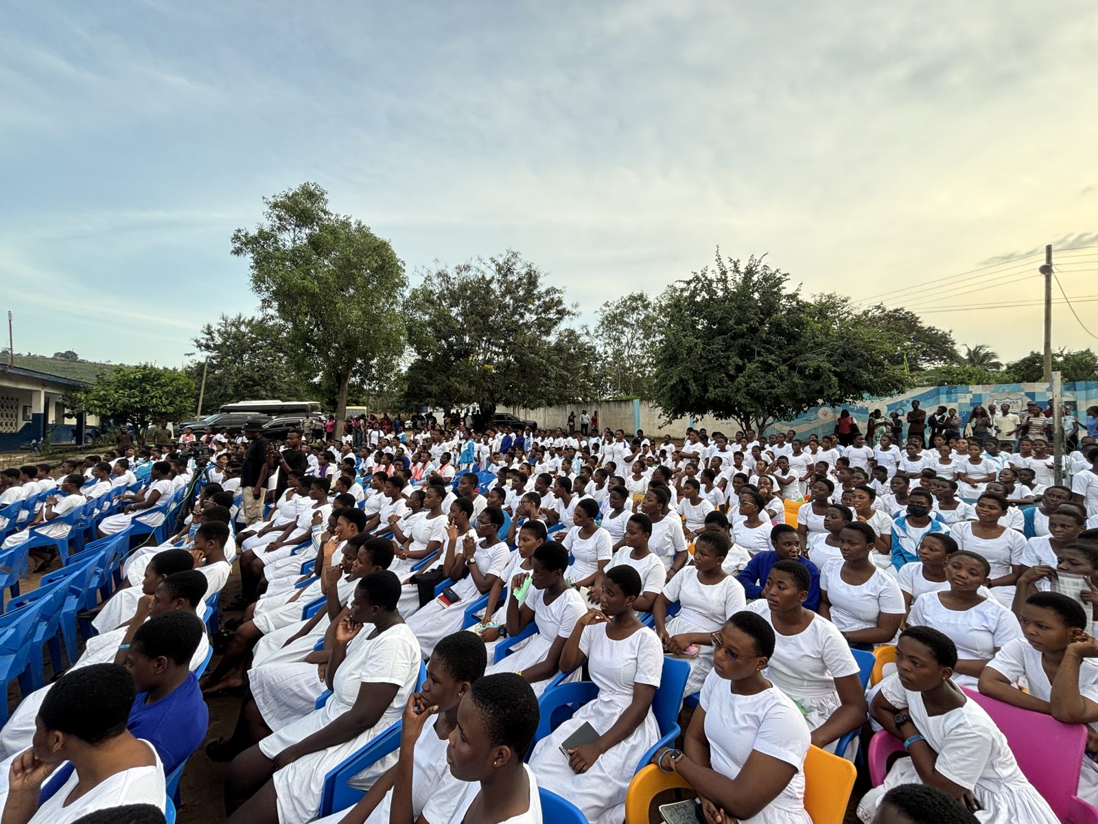 Diaspora Girls SHS Outreach recap photo 12