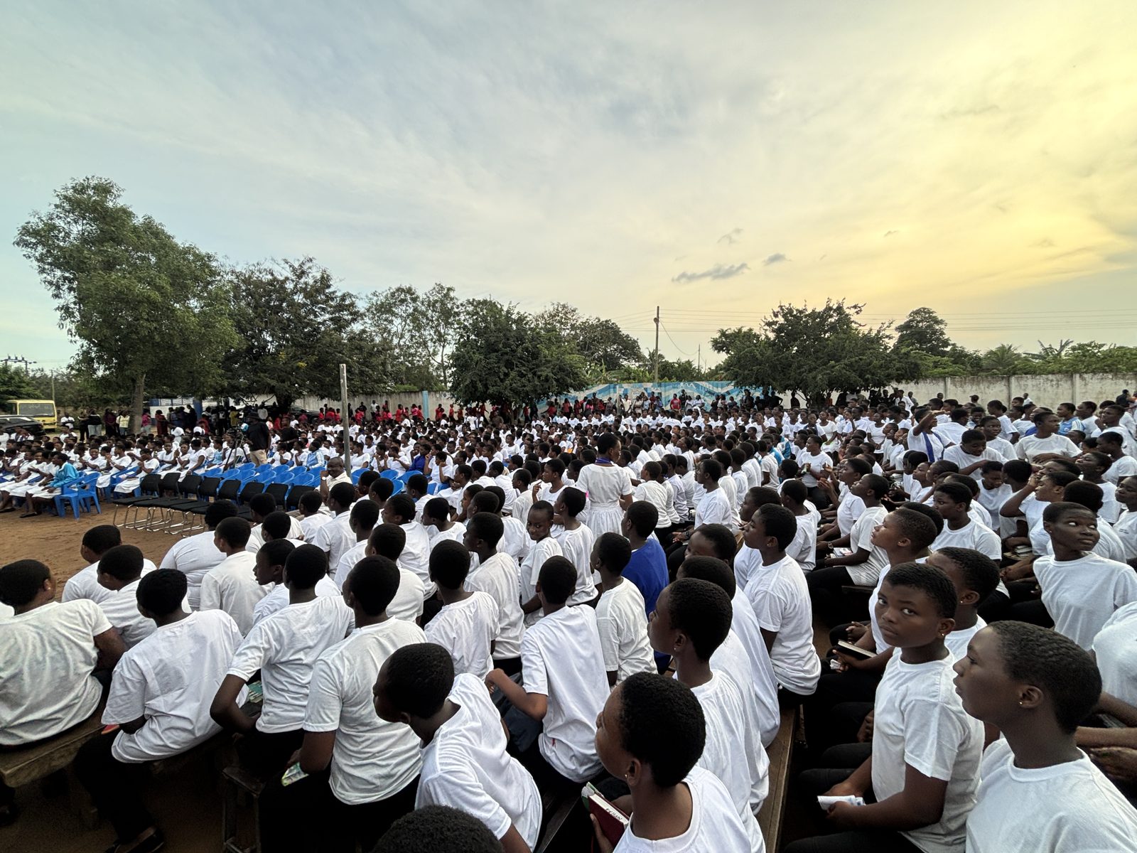 Diaspora Girls SHS Outreach recap photo 15